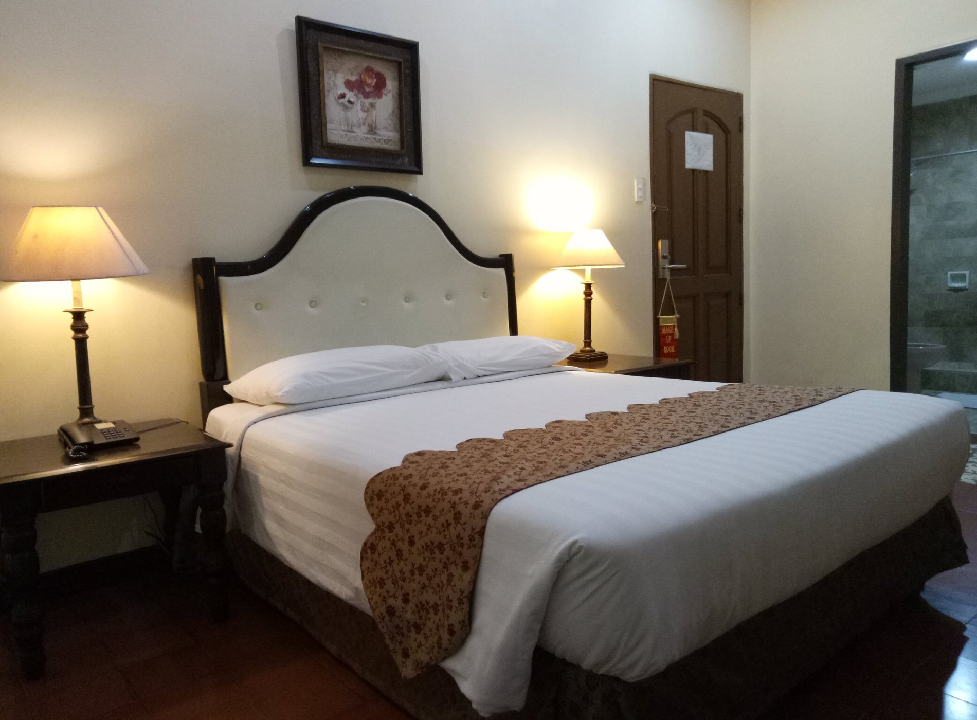 White Knight Hotel Intramuros by null
