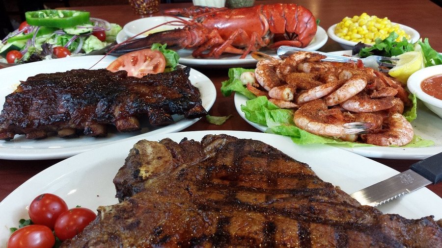 Romano's Bar & Grill