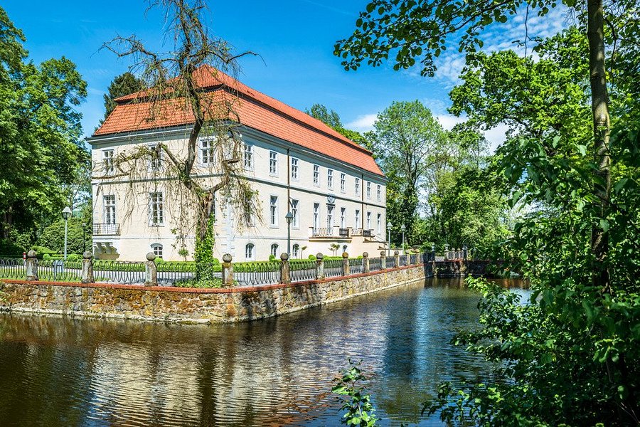 Schloss Ovelgoenne image