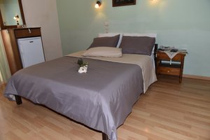 Room & Suite