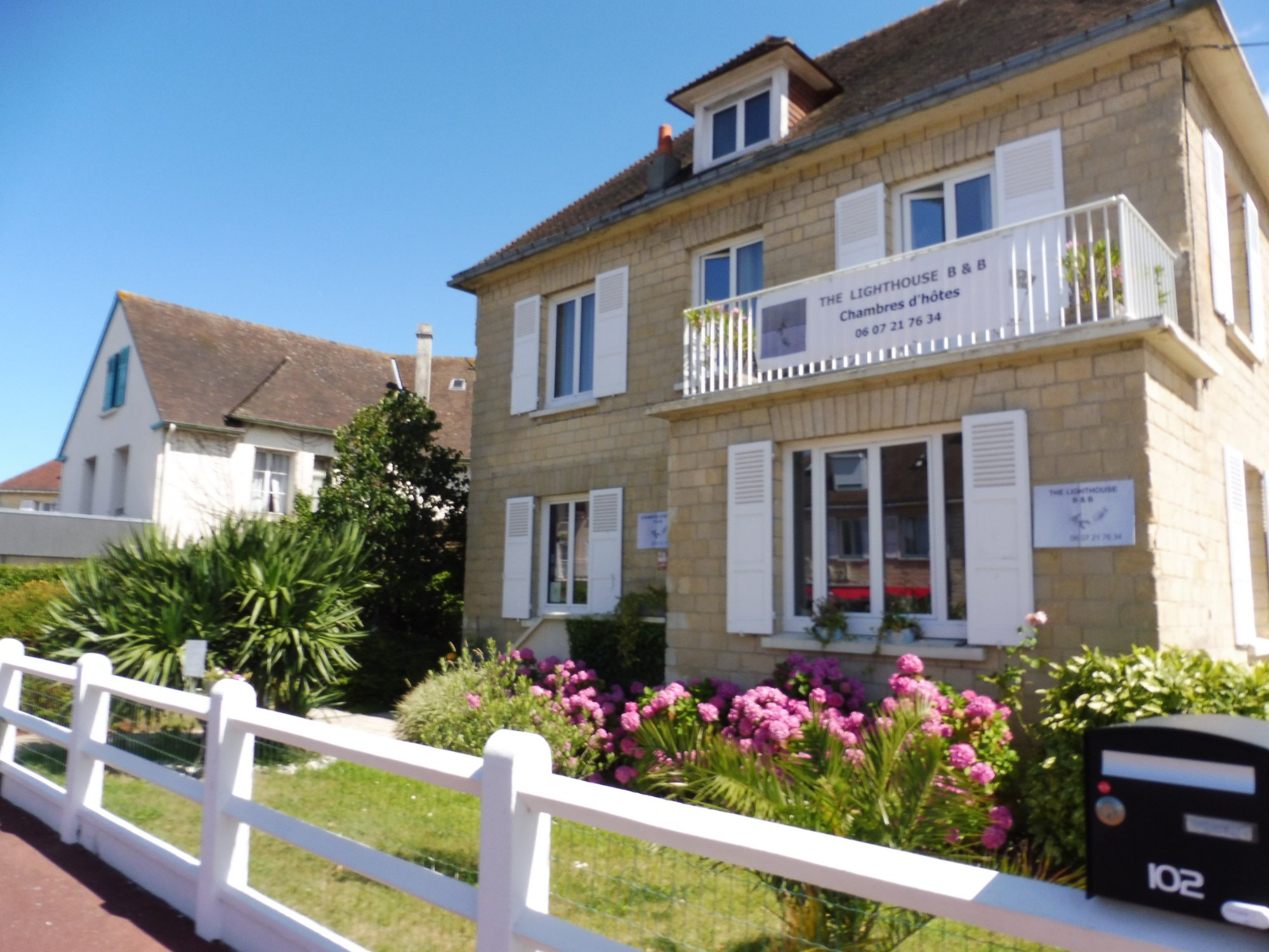 THE LIGHTHOUSE B&B (AU$72): 2022 Prices & Reviews (Ouistreham, Basse ...