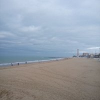 Con el faro al fondo