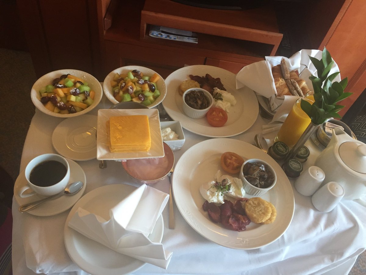 Sheraton Pretoria Hotel Room Service: Pictures & Reviews - Tripadvisor