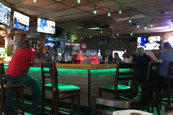 THE BEST Bars & Pubs in Clearwater - Tripadvisor