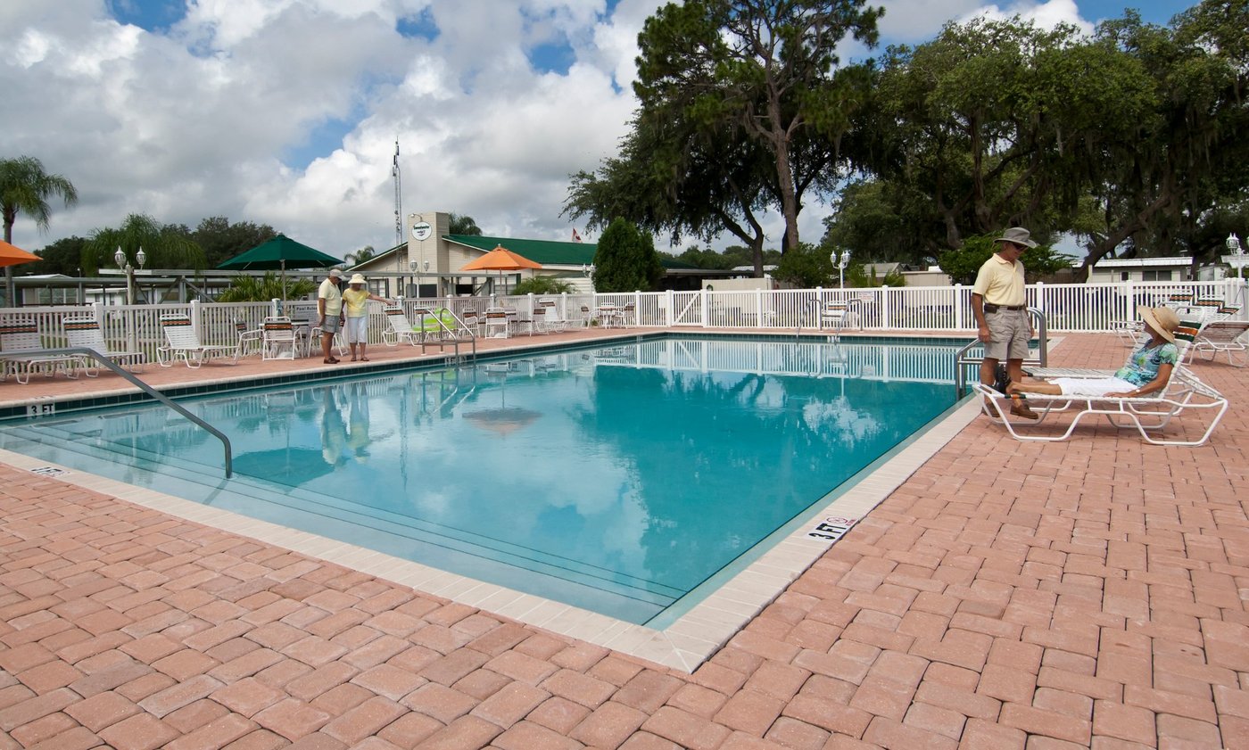 Escape to Paradise: Sweetwater RV Park, Your Florida Oasis Awaits