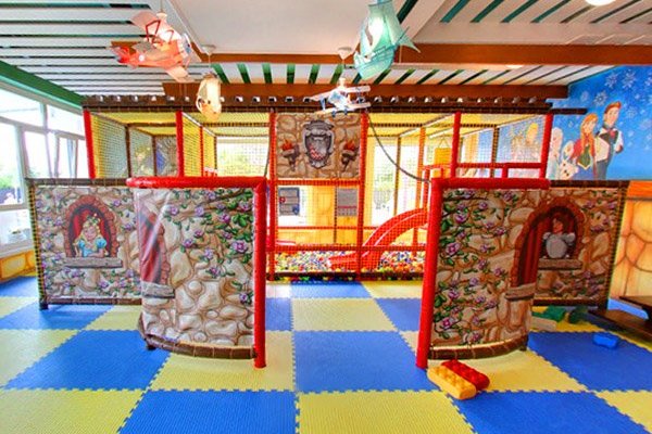 Un playground tematizzato sempre aperto per i tuoi bambini - Scopri di più su 