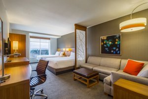 Room & Suite