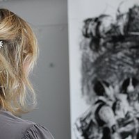 Rencontre avec les artistes dans l'espace studio, Christine Blachère et Nelson Makamo.