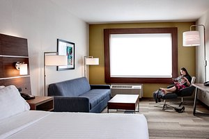 Holiday Inn Express & Suites West Edmonton-Mall Area, an IHG Hotel in Edmonton