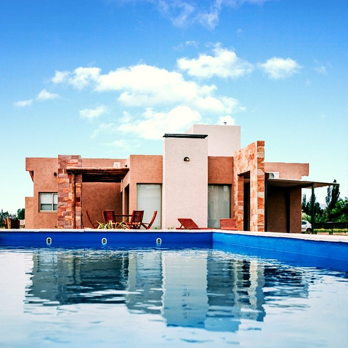 AZALEA LUXURY LODGE - Prices & Guest house Reviews (San Rafael, Argentina -  Province of Mendoza)