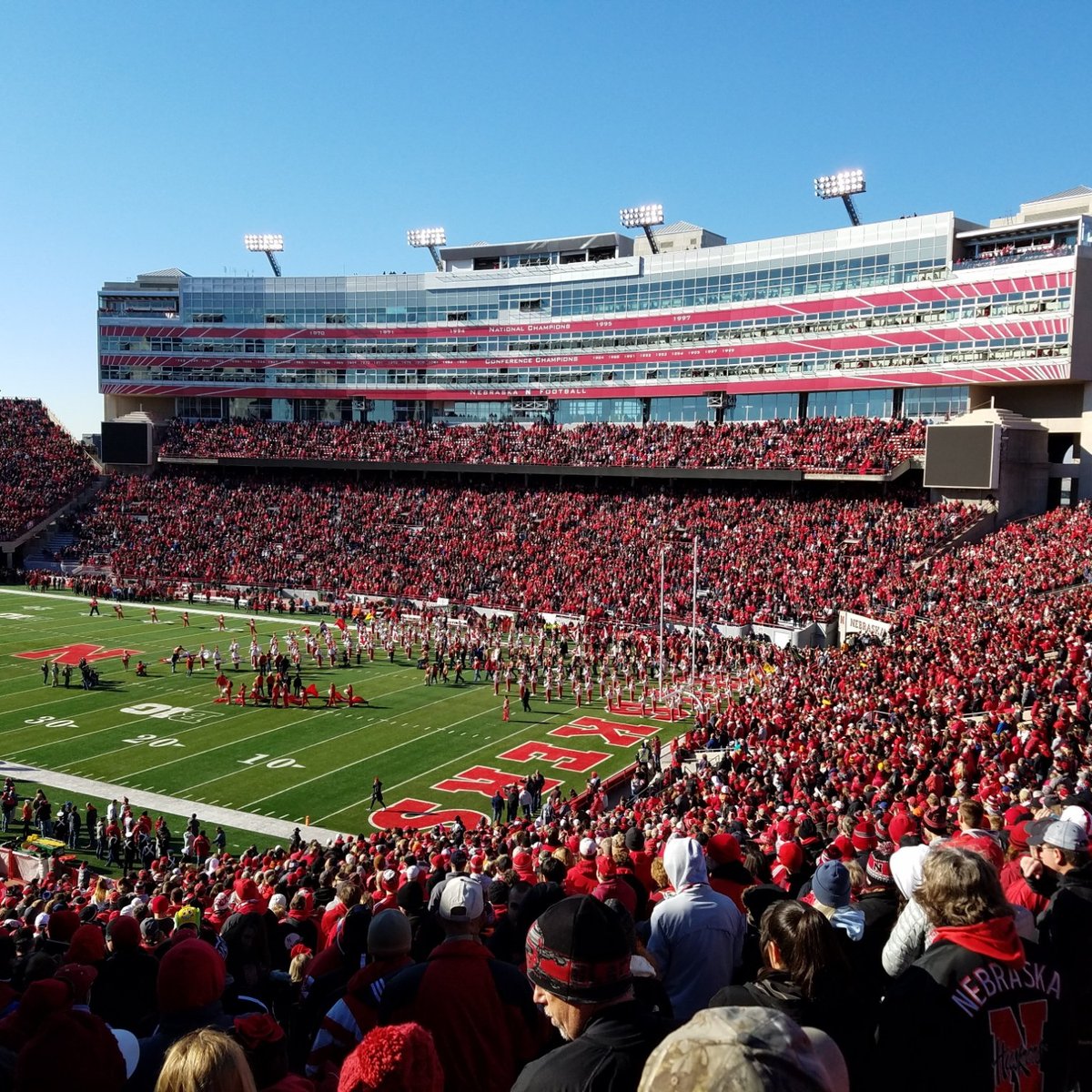 Арены сша. Memorial Stadium. People Stadium Hotel 3. People Stadium Hotel.