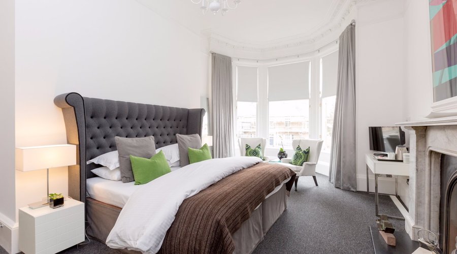Bowmore bedroom
