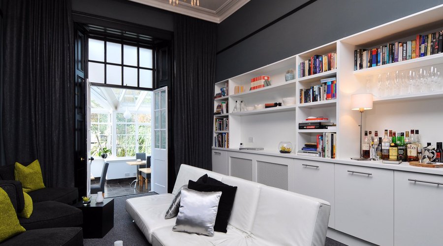 Guest lounge to our Orangery