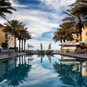 Edgewater Beach Hotel, hotel in Naples
