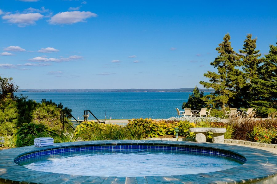 Holiday Inn Bar Harbor Regency - UPDATED 2021 Prices, Reviews & Photos (ME) - Resort - Tripadvisor