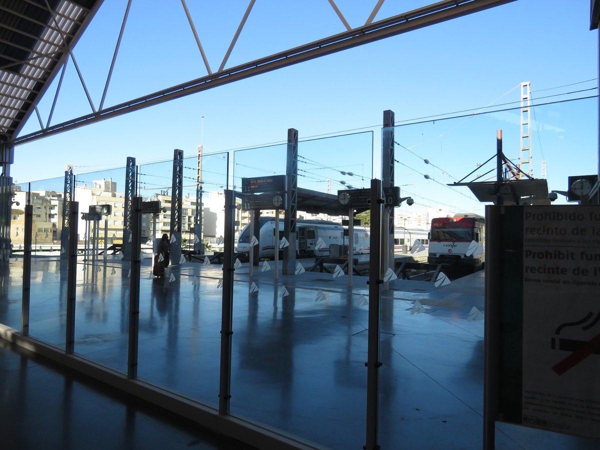 Estación Alacant Terminal (Alicante) 2022 Lohnt es sich? (Mit fotos)