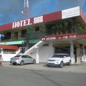 HÔTEL-RESTAURANT - SUPERMARCHÉ.