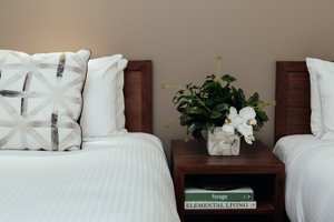 Room & Suite