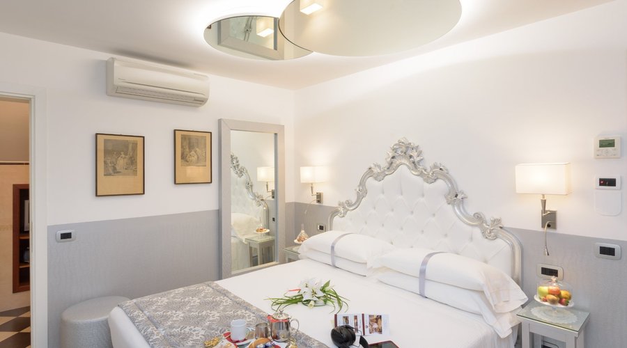 Sample of De-Luxe room 