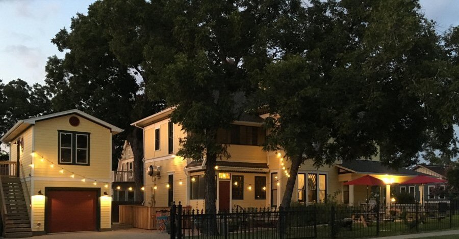 Side view of yard