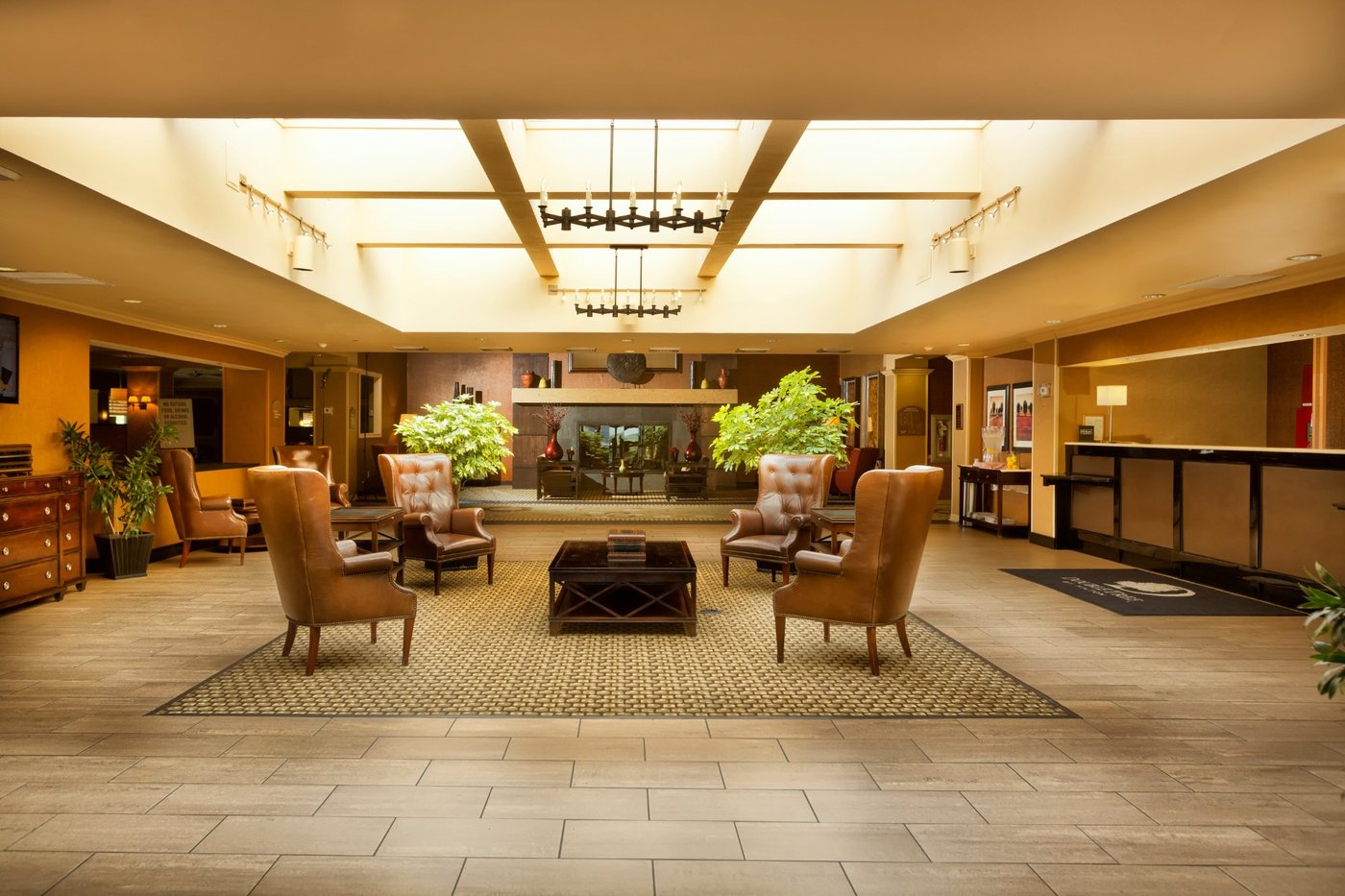 DOUBLETREE BY HILTON WASHINGTON MEADOW LANDS CASINO AREA (PA ...