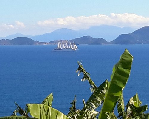 Guadeloupe on land – Two Bikes and a Boat