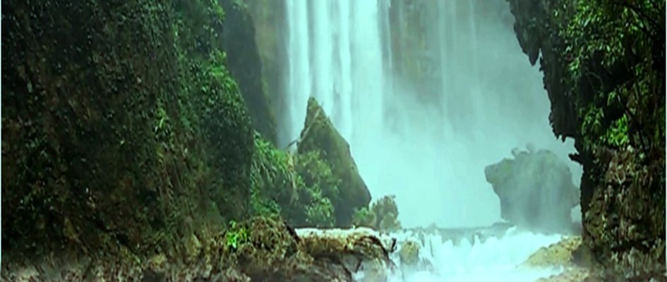 Have you been here?, this is one of the most beautiful Waterfall in Indonesia you can find in Pa