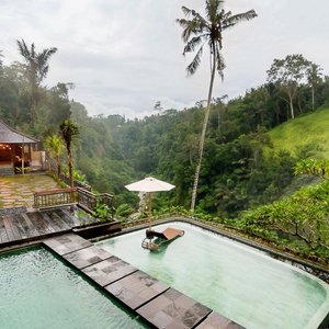 Main pool with view