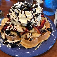 Consistently good food & friendly service, LONG waits-worth it!