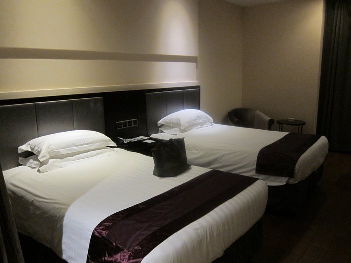 Dolton Hotel Rooms: Pictures & Reviews - Tripadvisor