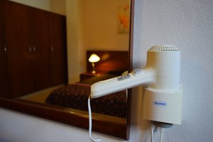 Room & Suite
