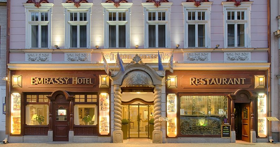 Hotel Embassy