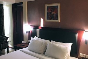 Room & Suite