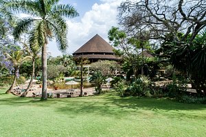 Safari Park Hotel & Casino in Nairobi, image may contain: Resort, Hotel, Building, Villa