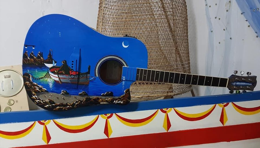 ''la notte della lampara'' la chitarra realizzata da Antonino Sanfilippo