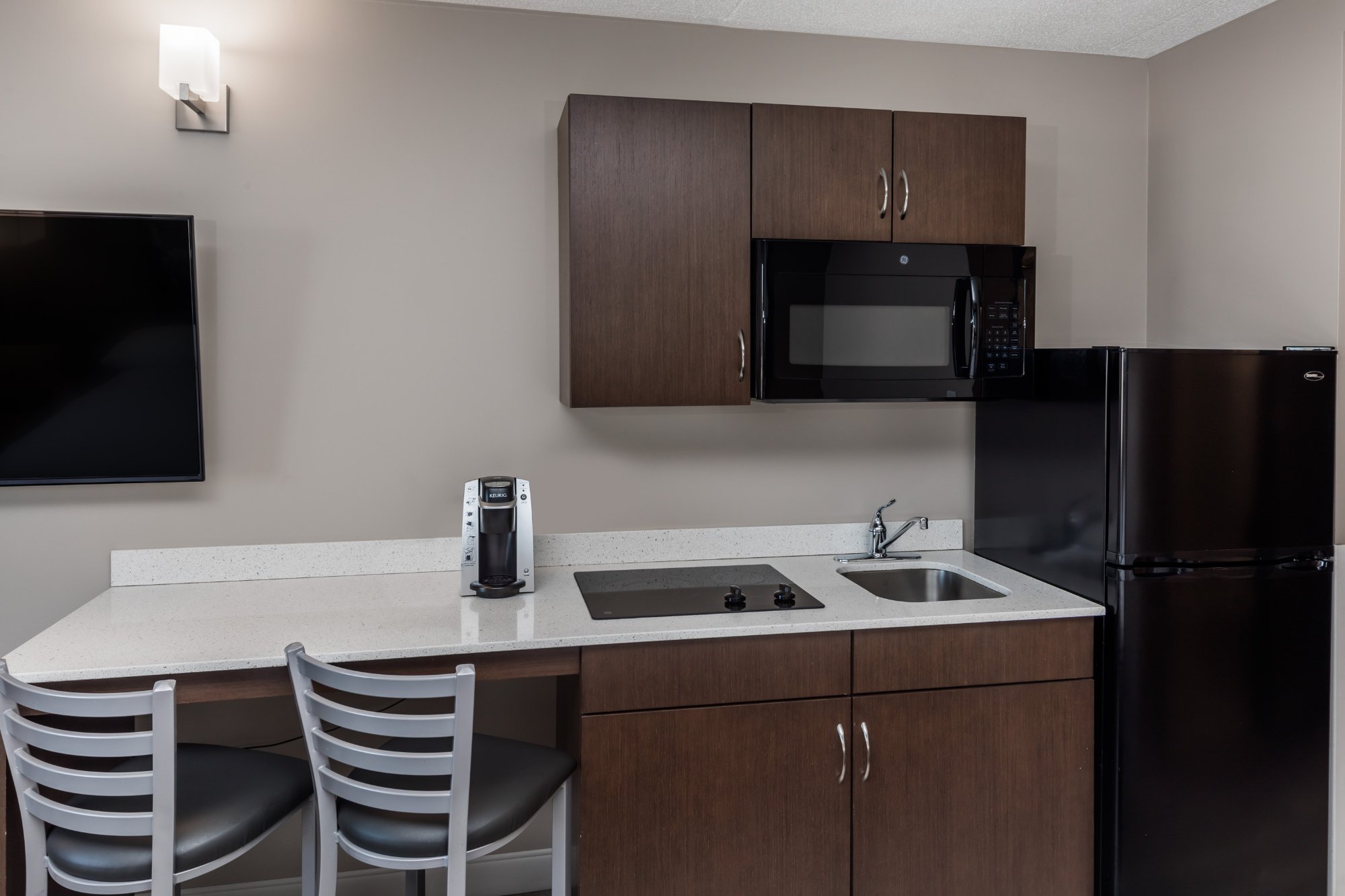 Hotel photo 8 of Super 8 by Wyndham Winnipeg West.