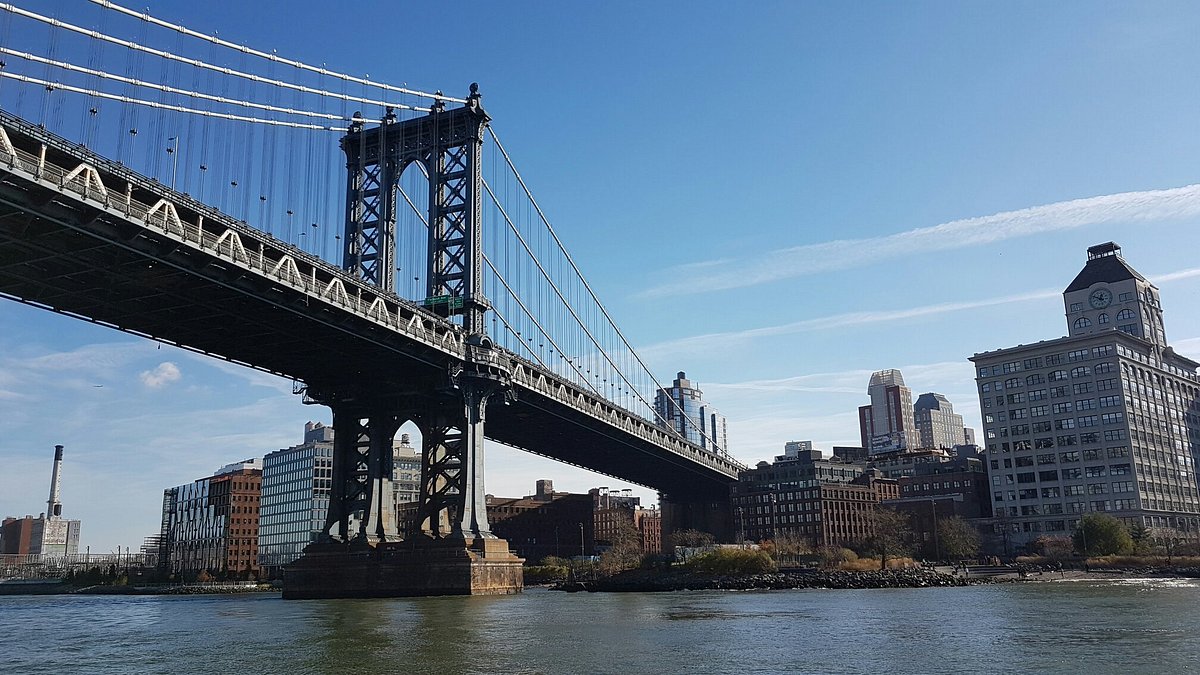 De Manhattan: Excursão de Meio Dia Bronx, Queens e Brooklyn