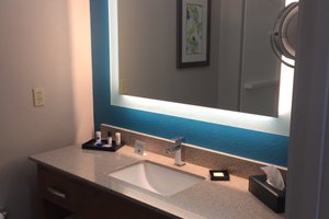 Room & Suite
