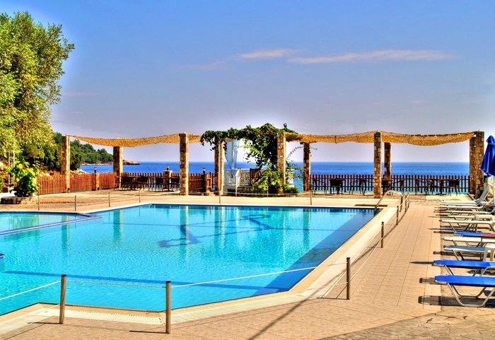 maranton beach hotel (4*)