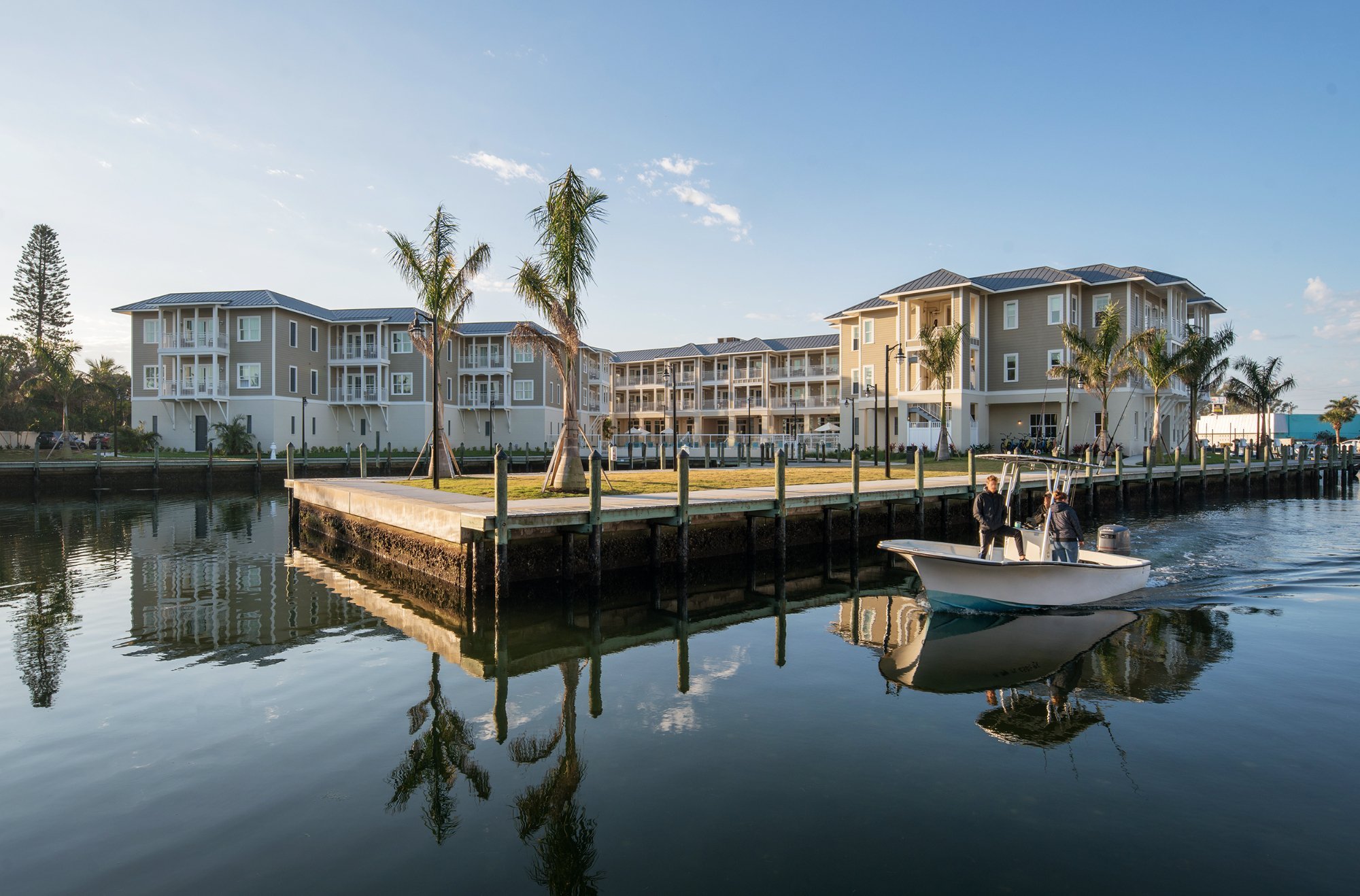 Waterline Villas & Marina, Autograph Collection by null