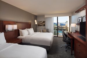 Room & Suite