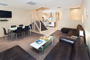 Room & Suite