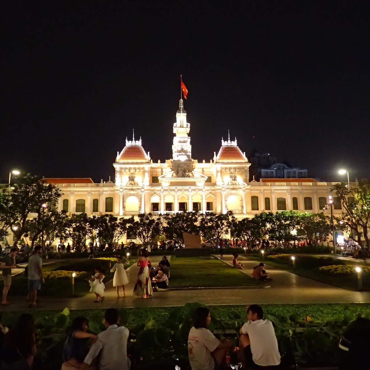 people-s-committee-building-ho-chi-minh-city