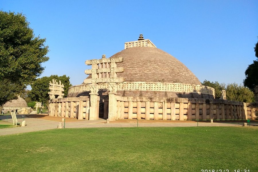 Sanchi Stupas image