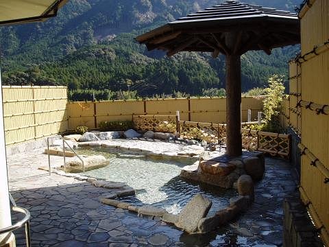 SANSARO CAFE & GUESTHOUSE - Pension Reviews (Shingu, Japan)