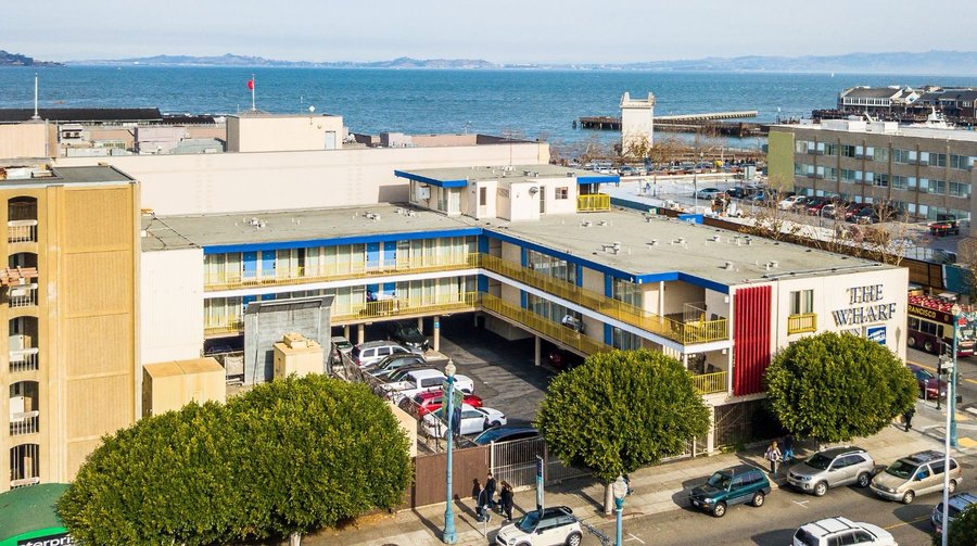 Heart of Fisherman's Wharf - Located at the Pier!