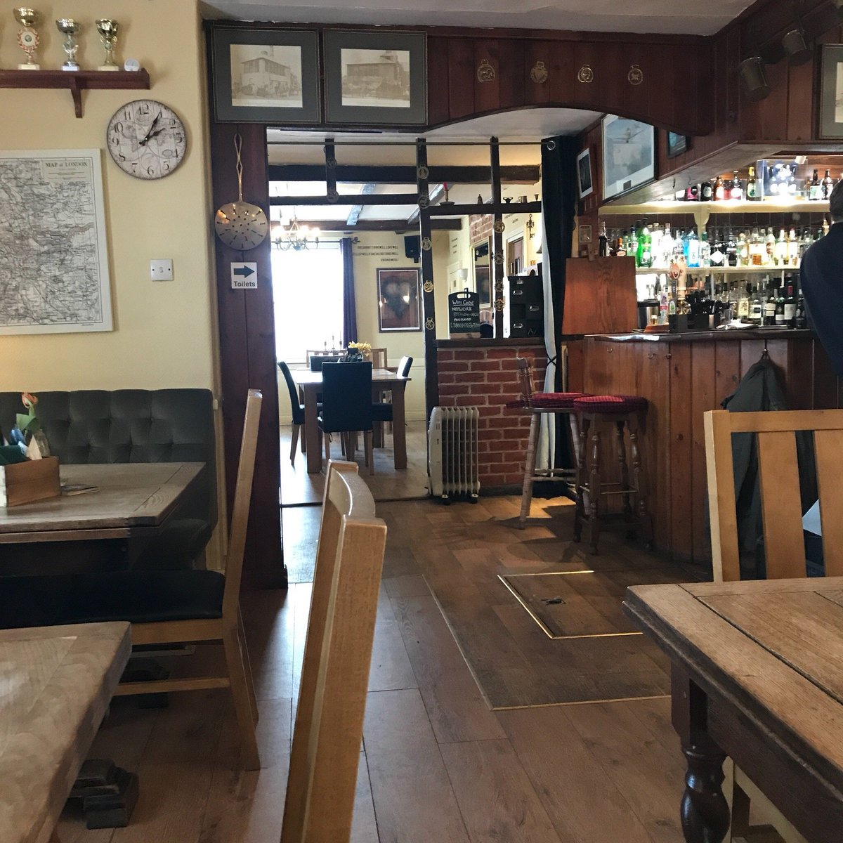 THEBERTON LION INN - Updated 2022 Prices & Reviews (England)