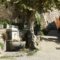 Tourtour ... une balade bucolique dans les ruelles