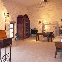 premiere salle qui parle de la vie d'un soldat de la ville