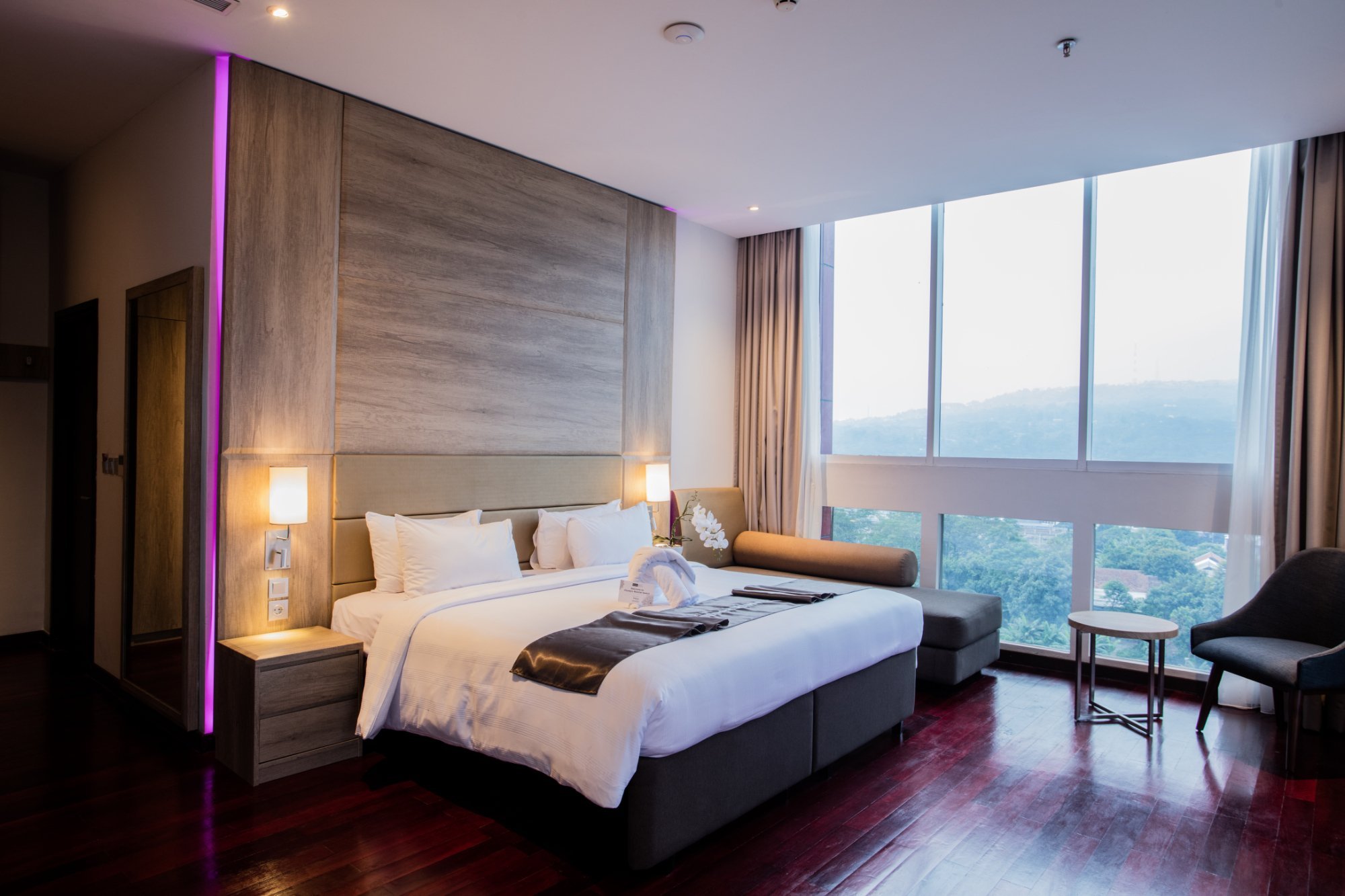 BIGLAND SENTUL HOTEL & CONVENTION $34 ($̶4̶2̶) - Updated 2022 Prices ...